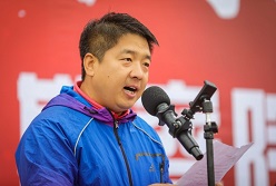 05-活带头代表宣誓-5.jpg 05-活带头代表宣誓-5.jpg