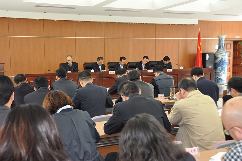13.我院召开不作为不担任问题专项治理工作带头部署会4.28-1.jpg 13.我院召开不作为不担任问题专项治理工作带头部署会4.28-1.jpg